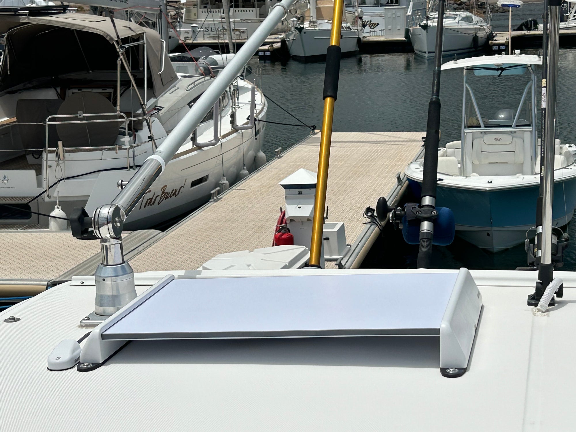 Starlink Standard Gen 3 Surface Mount for car and marine use.