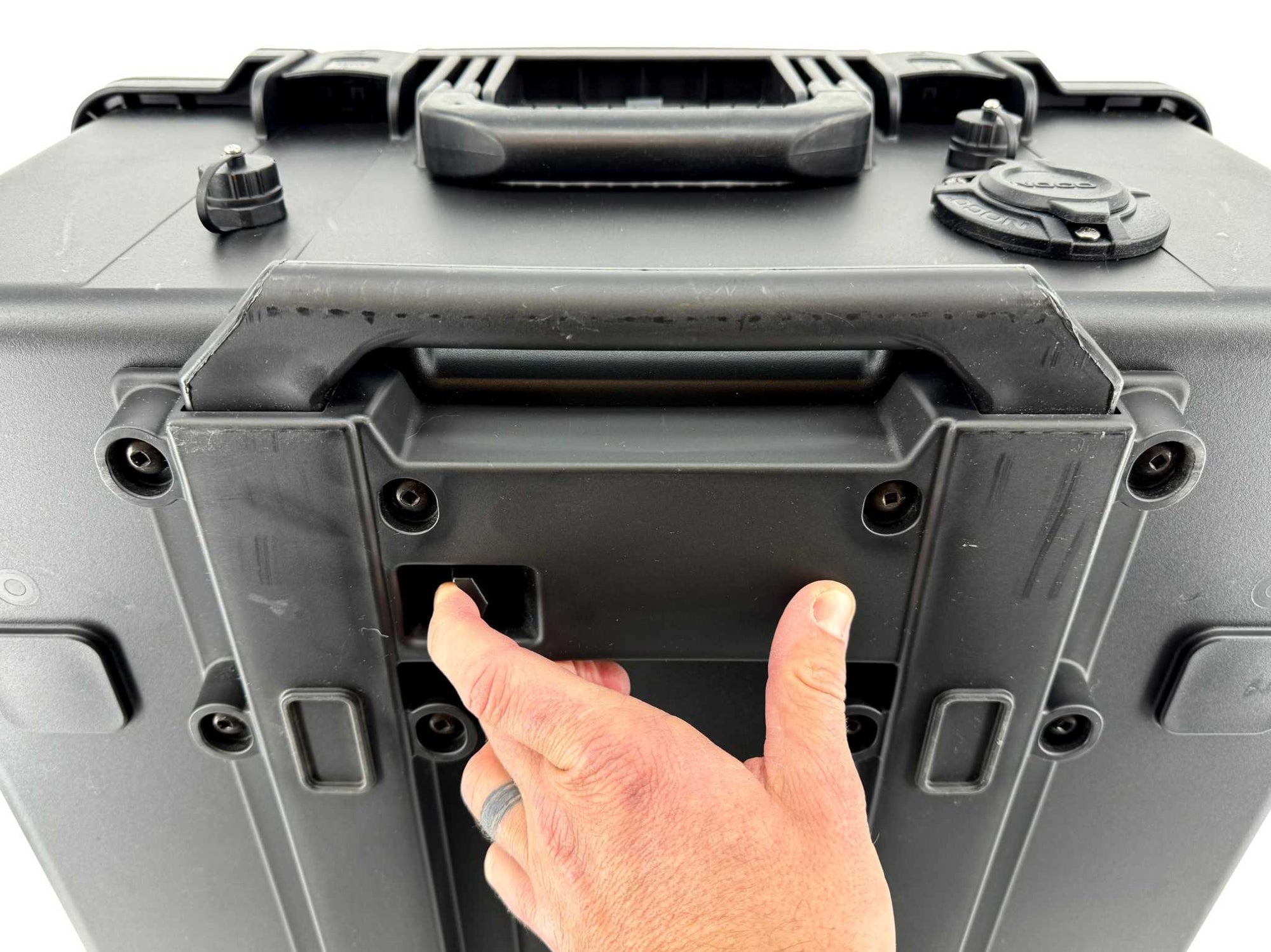 Seaview Starlink Flat HP Mobile Travel Case with weatherproof plug and handle.