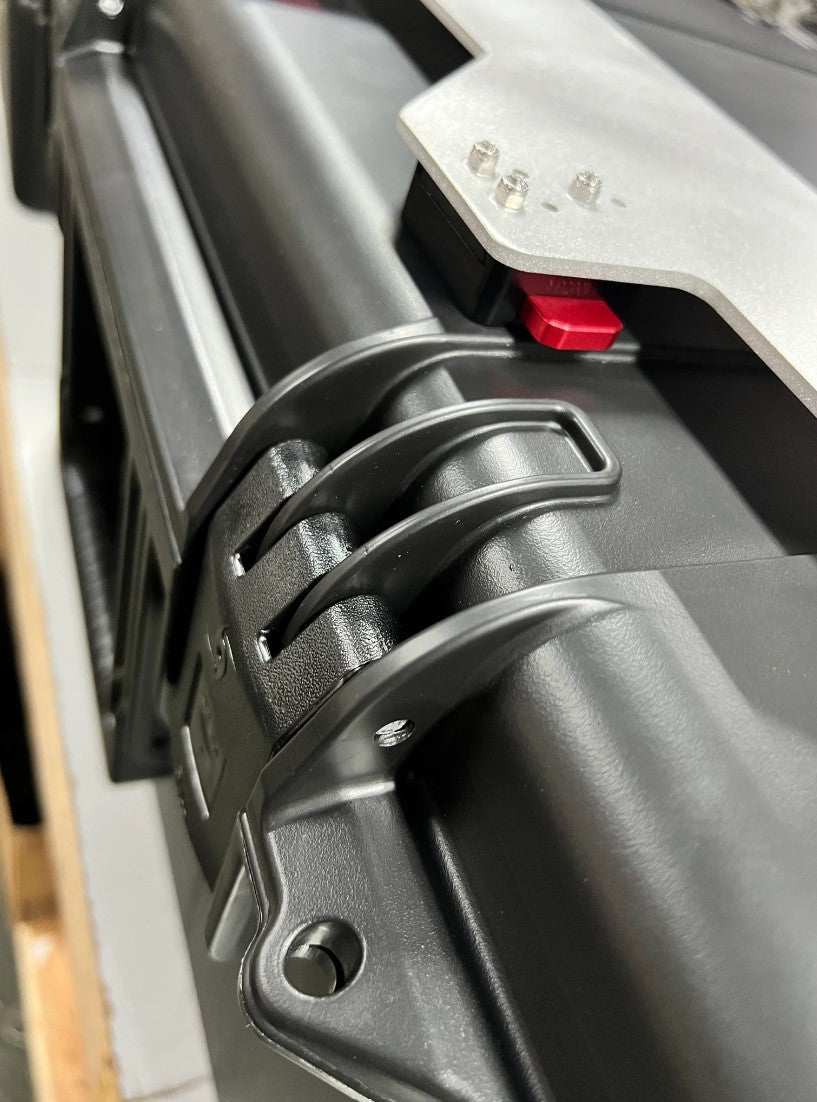 Seaview Starlink Flat HP Mobile Travel Case with secure latches and durable construction.