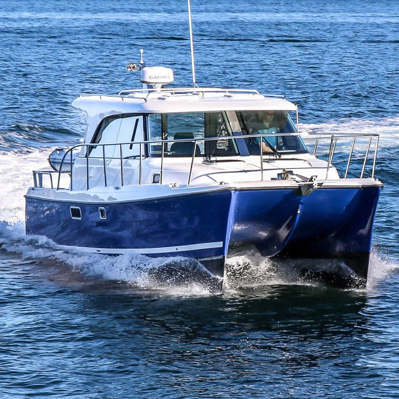 Aspen Power Catamarans 35′ C108 with Seaview Mount cruising on water.