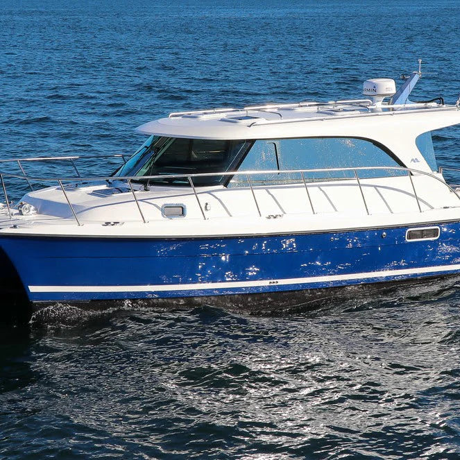 Aspen Power Catamarans 35′ C108 with Seaview Mount on water.