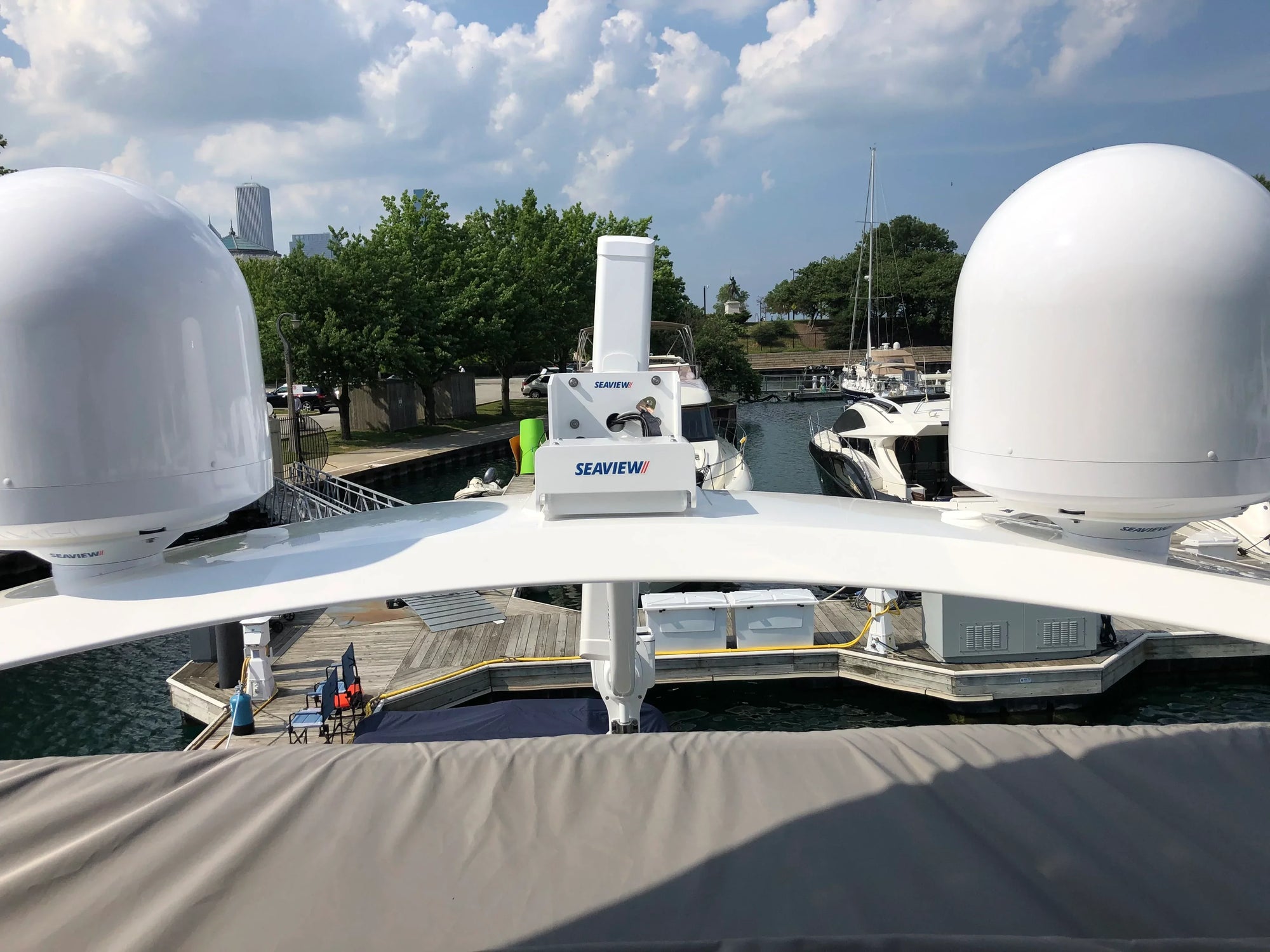 Seaview electrically actuated hinge base installed on a yacht.